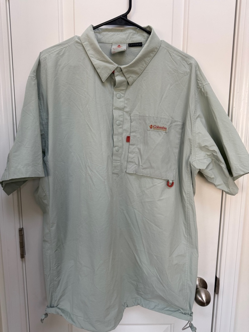 Columbia Men's Pale Green Short-Sleeve Outdoor Polo windbreaker